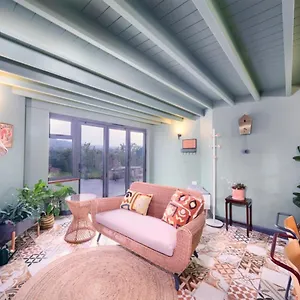 Acer House Stylish Garden Flat Lovely Valley View Dog Friendly , Bath United Kingdom