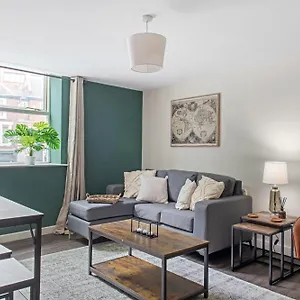 Spacious 2 Bedroom - Great Location , Nottingham United Kingdom